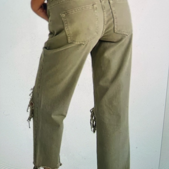 FREE PEOPLE MAGGIE JEANS- MOSS. SIZE 28 - Picture 2 of 5